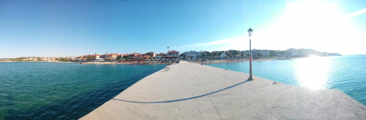 Μεζονετα Apartment Nea Roda Bagian luar foto