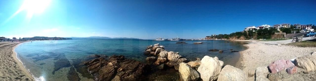 Μεζονετα Apartment Nea Roda Bagian luar foto